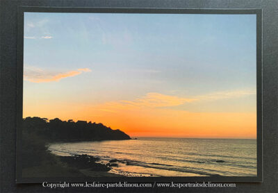 Photographie "Coucher de soleil derrière la Pointe du Corbeau à Locquirec - Finistère Nord"