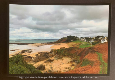 Photographie "La plage des Sables Blancs à Locquirec vue du chemin côtier - Finistère Nord"